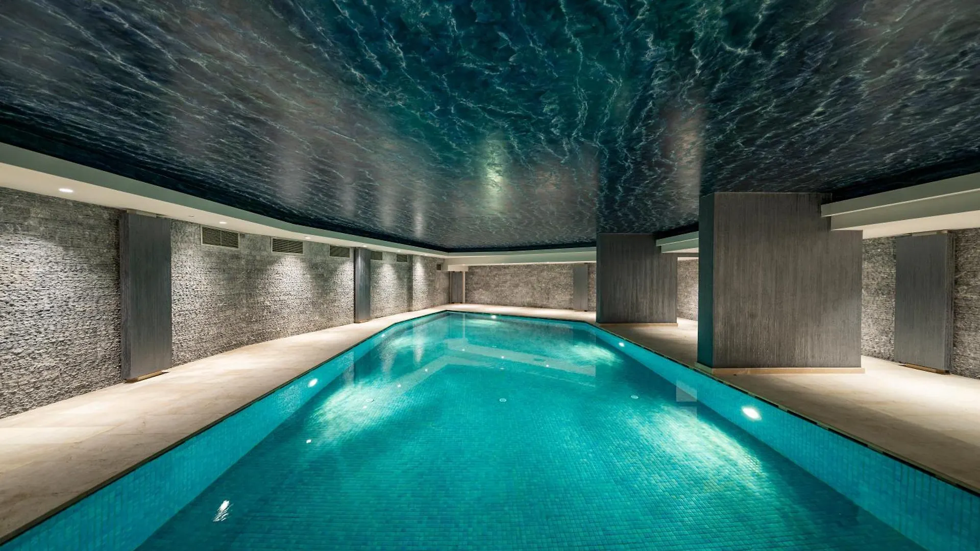 Classy Residence In Beyoglu, Pool - Gym - Garage Istanbul Turkey