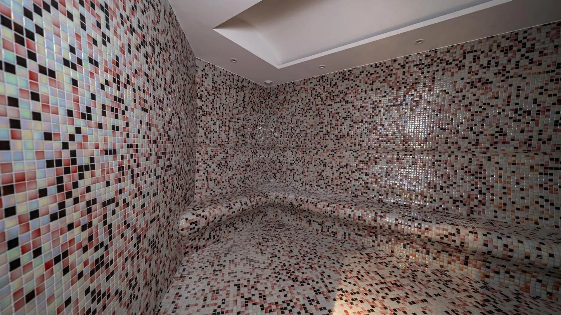 Classy Residence In Beyoglu, Pool - Gym - Garage Istanbul