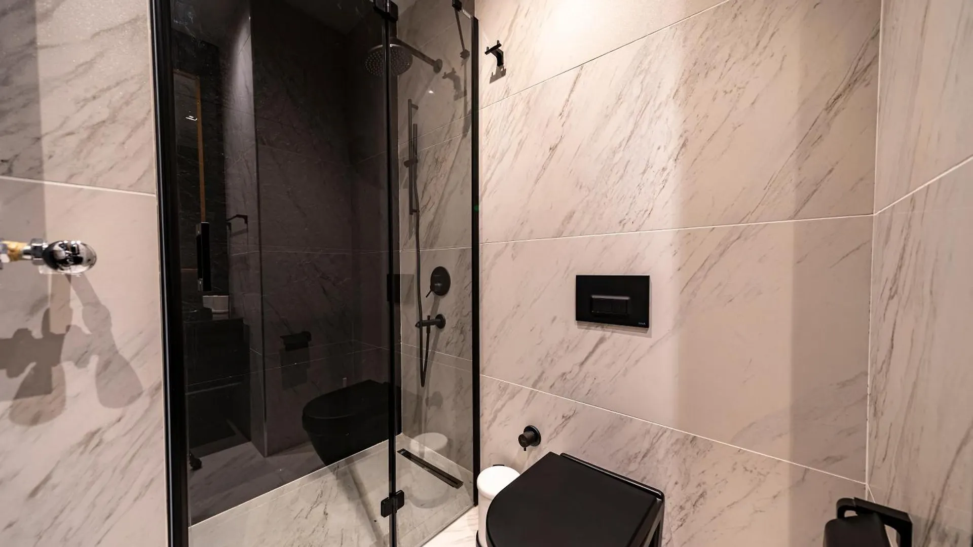 Classy Residence In Beyoglu, Pool - Gym - Garage Istanbul 0*,